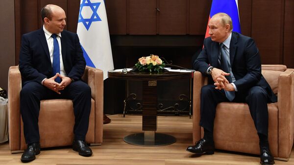 El primer ministro israelí, Naftali Bennett, y  el presidente de Rusia, Vladímir Putin (archivo) - Sputnik Mundo