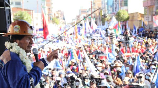 Evo Morales en el acto por los 27 años del MAS, en Oruro - Sputnik Mundo