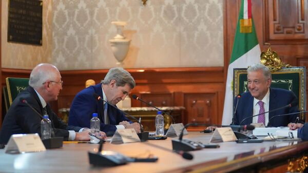 Reunión de AMLO con John Kerry  - Sputnik Mundo