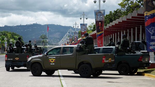 Elementos de la Fuerza Armada Nacional Bolivariana - Sputnik Mundo