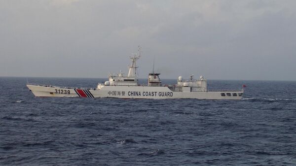 Buque patrullero chino en las aguas jurisdiccionales japonesas cerca de las islas de Senkaku - Sputnik Mundo
