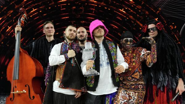 La banda ucraniana Kalush Orchestra ganó el festival de Eurovisión 2022 - Sputnik Mundo