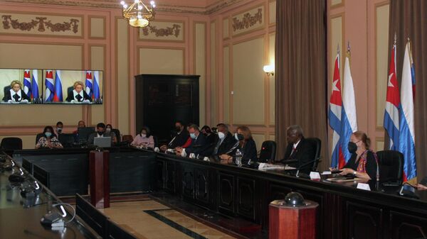 Representación del Parlamento cubano en video conferencia con Valentina Matvienko - Sputnik Mundo