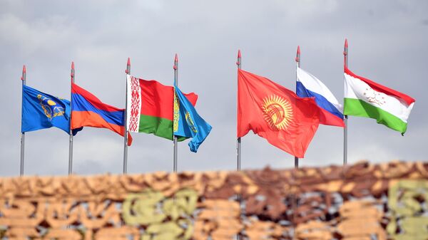 Las banderas de los miembros de OTSC - Sputnik Mundo