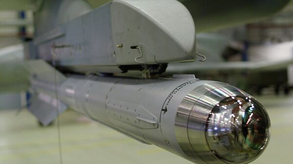 Un misil IRIS bajo el ala del caza Eurofighter. El mismo misil se usa en el sistema antiaéreo IRIS-T - Sputnik Mundo