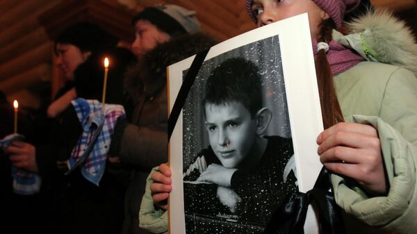 Панихида по 12-летнему Н.Русову, погибшему в результате обстрела Донецка украинскими силовиками - Sputnik Mundo