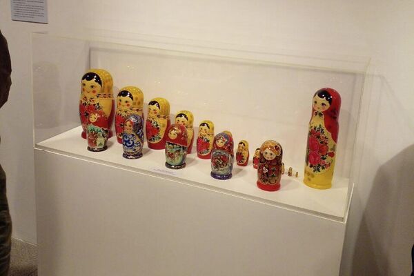 Una exposición de artesanías tradicionales e íconos rusos en Montevideo - Sputnik Mundo