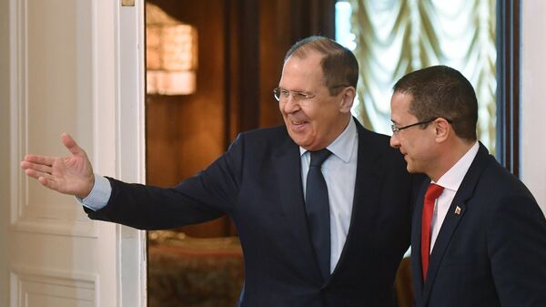 El ministro de Exteriores de Rusia, Serguéi Lavrov, y su par de Venezuela, Carlos Faría - Sputnik Mundo