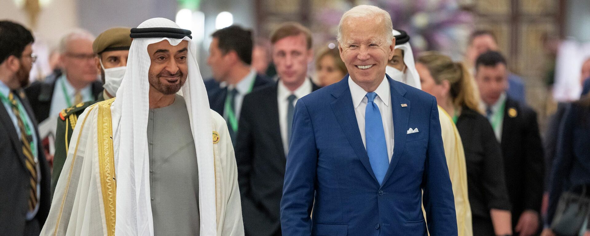 Los mandatarios de Emiratos Árabes Unidos y Estados Unidos Los mandatarios de Emiratos Árabes Unidos y Estados Unidos - Sputnik Mundo, 1920, 19.07.2022