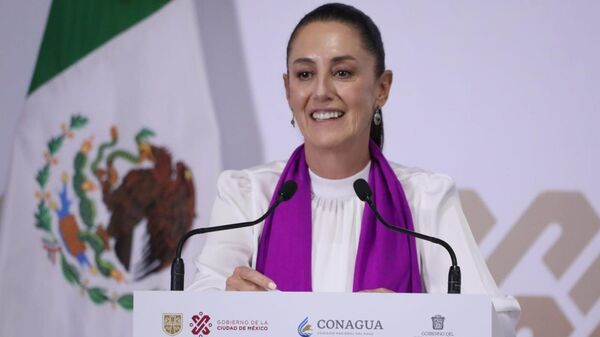 Claudia Sheinbaum, jefa de Gobierno de la Ciudad de México y aspirante a la Presidencia de su país, durante un evento público - Sputnik Mundo