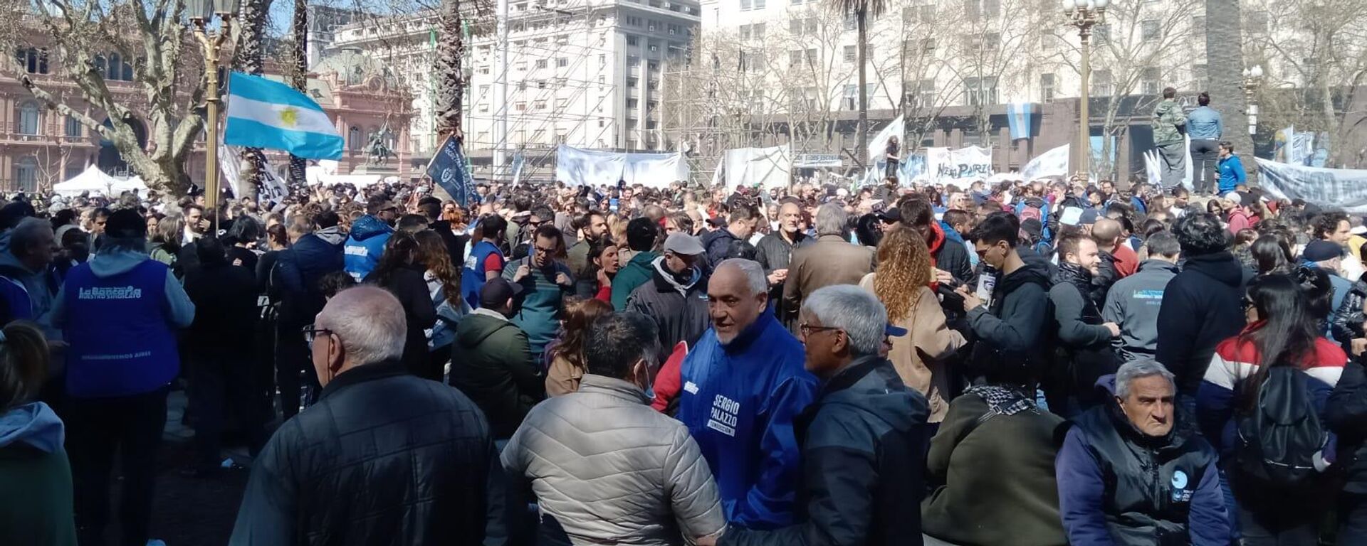 Concentración en la Plaza de Mayo en respaldo a la vicepresidenta Cristina Fernández de Kirchner. - Sputnik Mundo, 1920, 02.09.2022