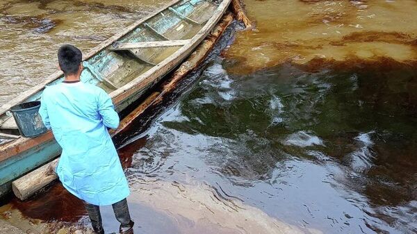 Derrame de petróleo en Loreto, Perú - Sputnik Mundo