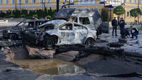 Las consecuencias de las explosiones del 10 de octubre en Kiev, Ucrania - Sputnik Mundo