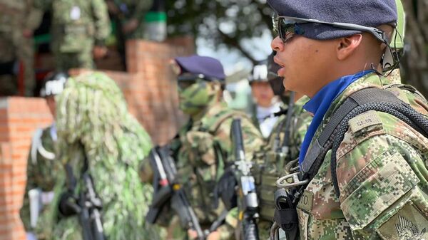 Militar del Ejército Nacional de Colombia
 - Sputnik Mundo