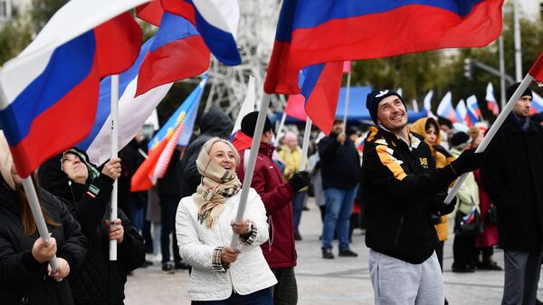 Una celebración de la incorporación de nuevas regiones a Rusia - Sputnik Mundo