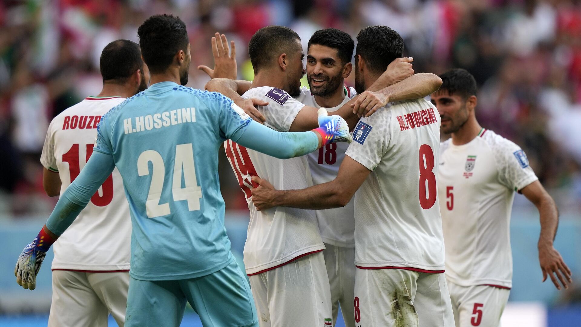 La selección de Irán derrotó 2-0 a Gales en el inicio de la segunda ronda de la Copa del Mundo - Sputnik Mundo, 1920, 25.11.2022