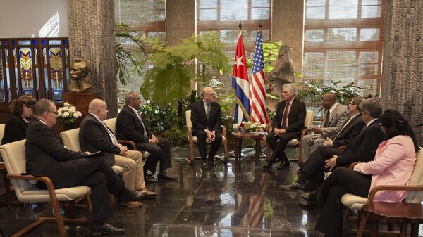 Miguel Díaz-Canel Bermúdez, presidente de Cuba, con congresistas estadounidenses - Sputnik Mundo