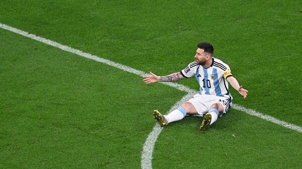 Lionel Messi, capitán del equipo argentino, durante el Mundial 2022 - Sputnik Mundo