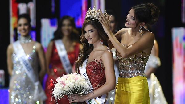Andrea Rubio, representante del estado Portuguesa, es coronada Miss Internacional, y es la ganadora del segundo lugar del concurso anual de belleza Miss Venezuela en Caracas.  - Sputnik Mundo