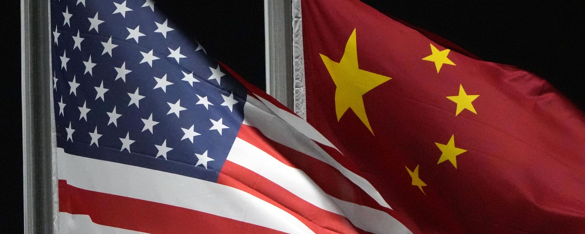 Banderas de EEUU y China - Sputnik Mundo, 1920, 25.12.2022