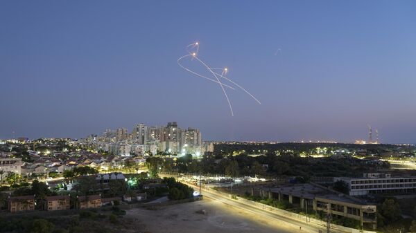 El sistema de defensa aérea 'la Cúpula de Hierro' en Israel - Sputnik Mundo