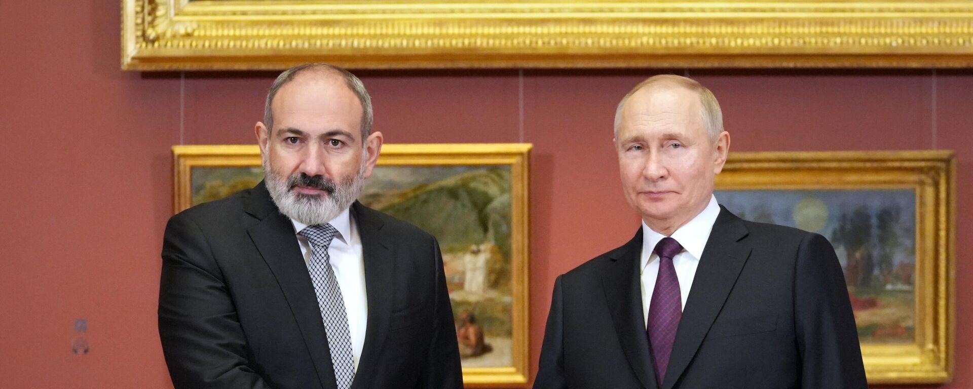 El encuentro entre el primer ministro armenio, Nikol Pashinián, y el presidente ruso, Vladímir Putin - Sputnik Mundo, 1920, 31.01.2023