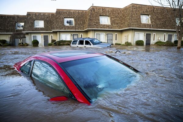 Inundaciones en Merced, California, Estados Unidos. - Sputnik Mundo