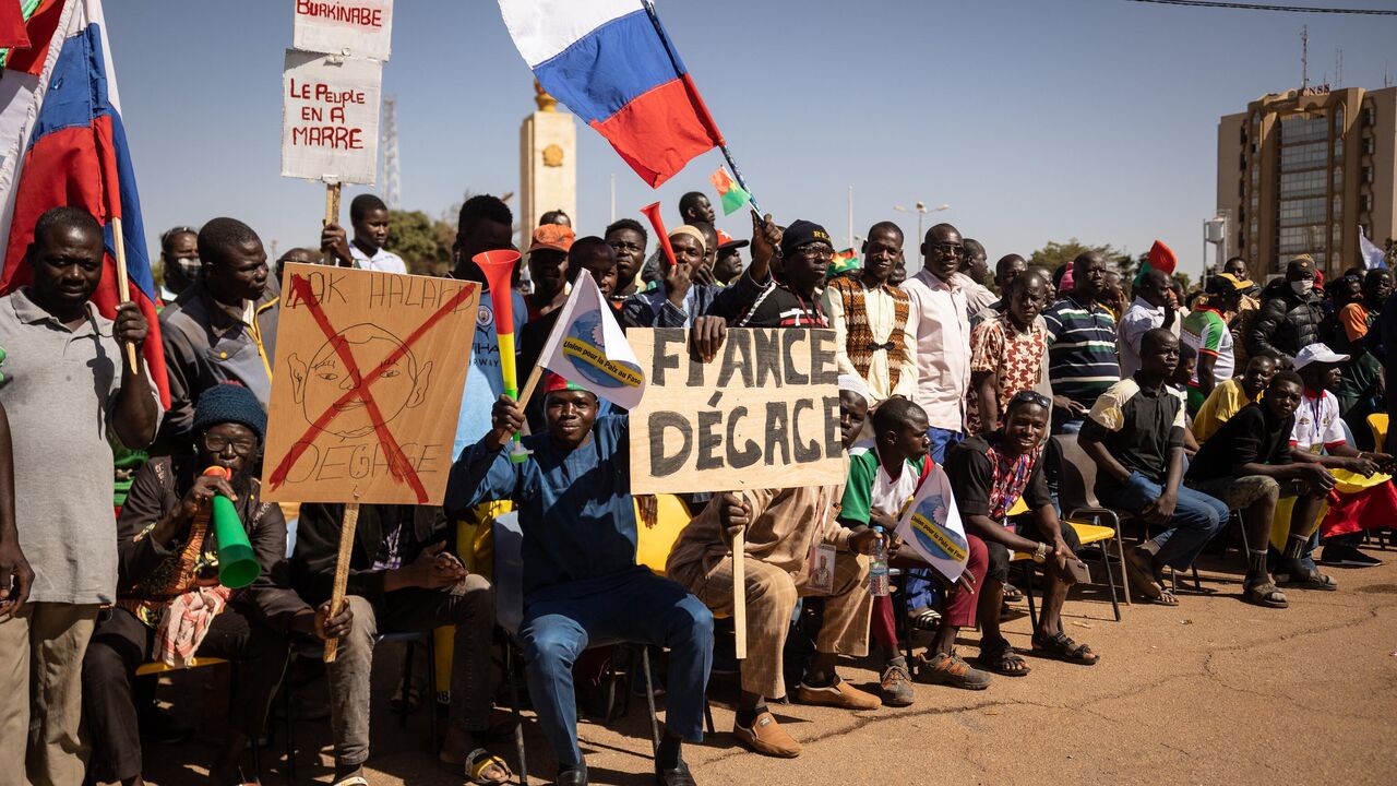 Burkina Faso pide a los soldados franceses salir del país en 30 días - 22.01.2023, Sputnik Mundo