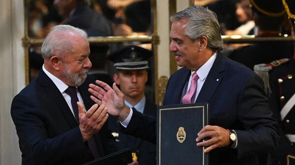 El presidente brasileño, Luiz Inacio Lula da Silva, y su homólogo argentino, Alberto Fernández - Sputnik Mundo