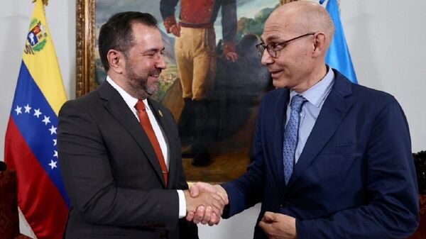 El canciller venezolano Yvan Gil, y el Alto Comisionado de Naciones Unidas para los Derechos Humanos, Volker Türk - Sputnik Mundo