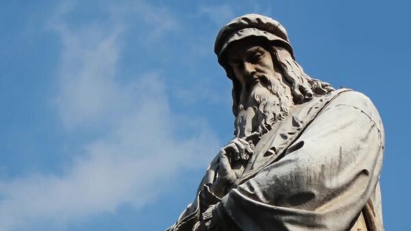 La estatua de Leonardo da Vinci en Milán, Italia - Sputnik Mundo