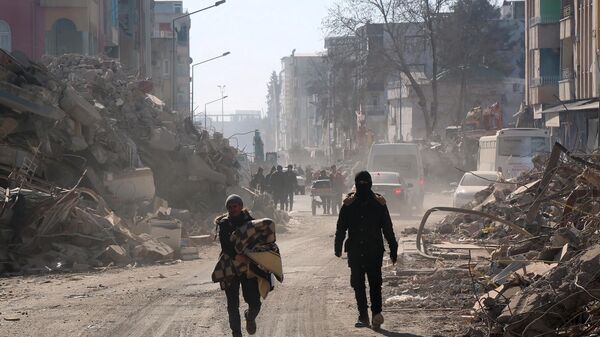 Las consecuencias del terremoto de febrero en Turquía (archivo) - Sputnik Mundo