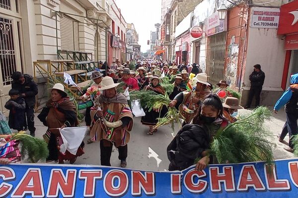 Comunidades indígenas celebran el Anata andino en Oruro - Sputnik Mundo