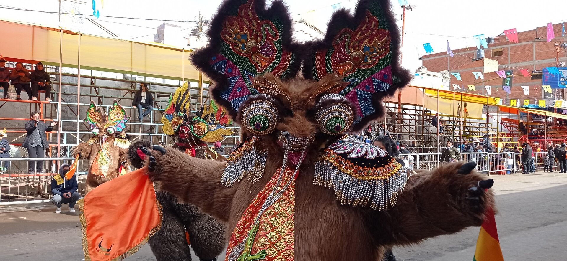 El inicio del carnaval más grande de Bolivia en Oruro - Sputnik Mundo, 1920, 19.02.2023
