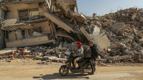 Las consecuencias de los terremotos en Turquía y Siria - Sputnik Mundo
