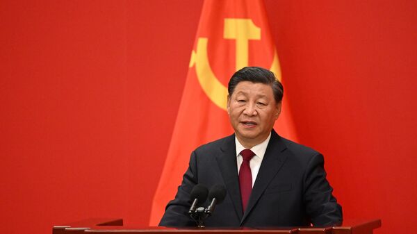 El presidente de China, Xi Jinping, habla durante el Comité Permanente del Politburó del Partido Comunista Chino, el 23 de octubre de 2022.  - Sputnik Mundo
