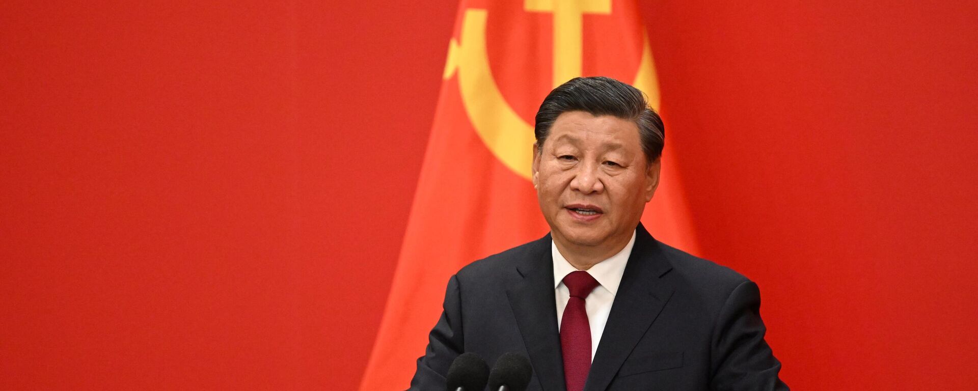 El presidente de China, Xi Jinping, habla durante el Comité Permanente del Politburó del Partido Comunista Chino, el 23 de octubre de 2022.  - Sputnik Mundo, 1920, 18.03.2023