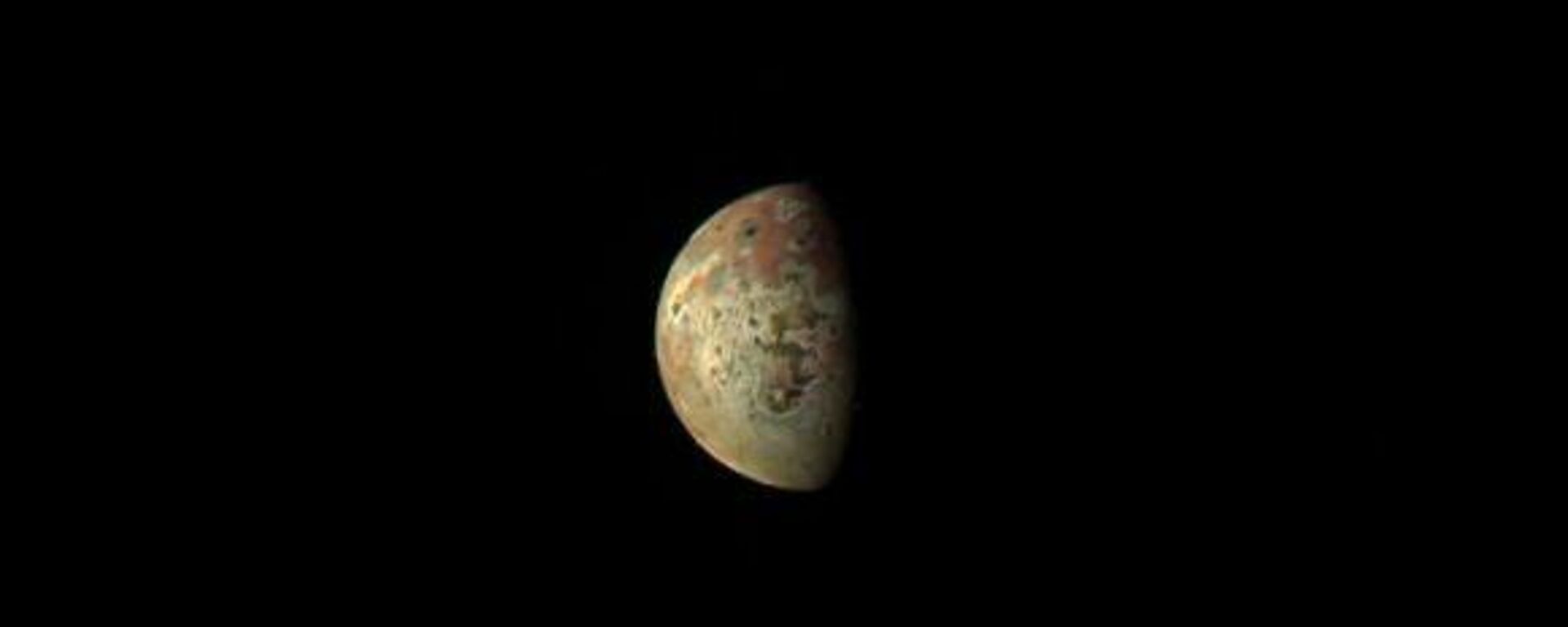 La luna Ío de Júpiter, vista por la cámara de la nave espacial Juno, el 1 de marzo de 2023 - Sputnik Mundo, 1920, 05.03.2023
