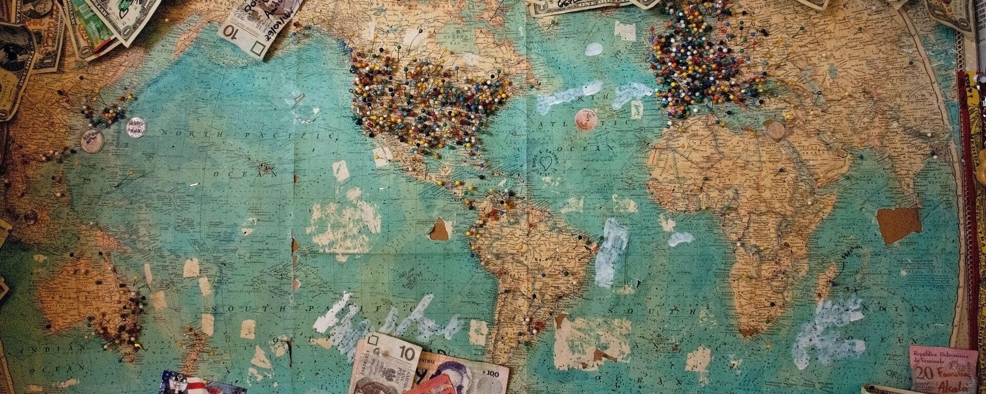 Dinero en el mapa del mundo - Sputnik Mundo, 1920, 05.03.2023