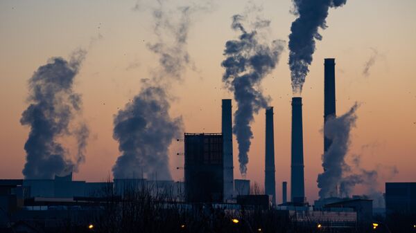 Imagen referencial de contaminación por emisiones - Sputnik Mundo