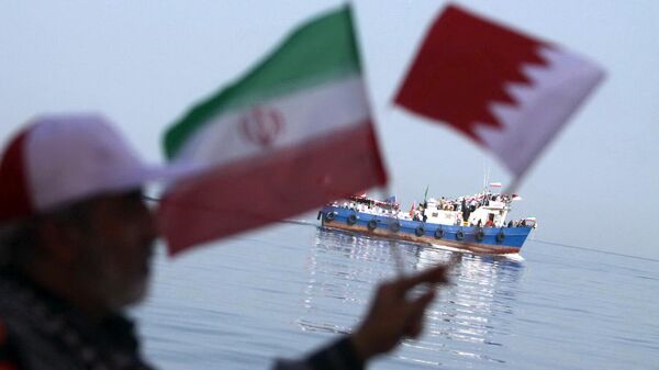 Las banderas de Irán y Baréin - Sputnik Mundo