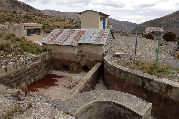 Serranías de Hampaturi, donde se encuentra la represa que sirve de agua a La Paz. - Sputnik Mundo