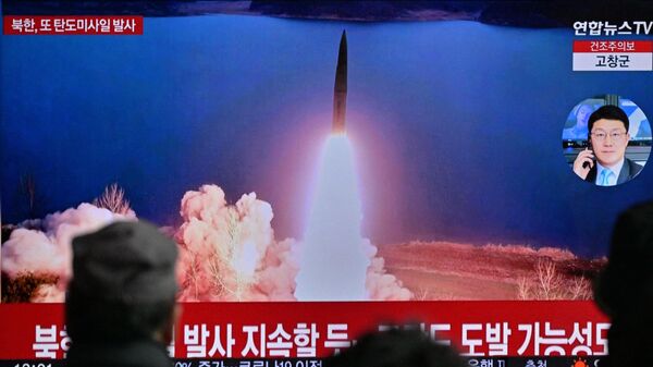 Misil balístico norcoreano - Sputnik Mundo