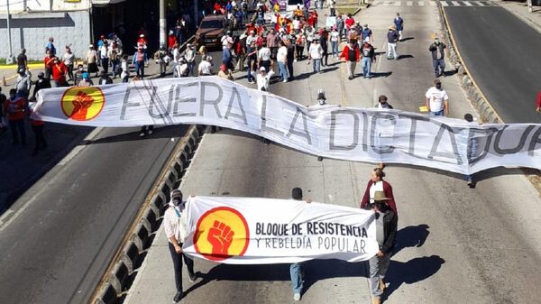 Marcha convocada por el Bloque de Resistencia y Rebeldía Popular en El Salvador - Sputnik Mundo