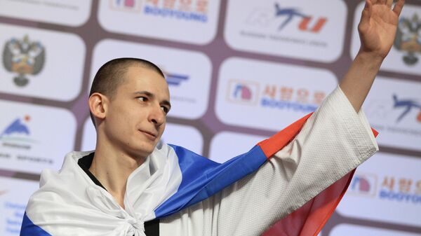 Albert Gaun, el deportista ruso que compite en Taekwondo   - Sputnik Mundo