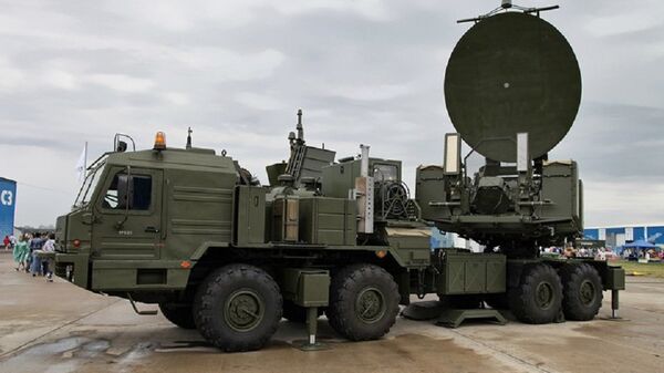 El sistema de guerra electrónica Krasukha-2 de Rusia desplegado en una exposición militar - Sputnik Mundo