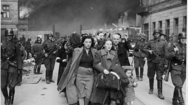 Узники Варшавского гетто во время восстания, апрель-май 1943 г. - Sputnik Mundo