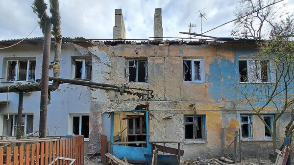 Las consecuencias de los bombardeos ucranianos contra la ciudad de Donetsk - Sputnik Mundo