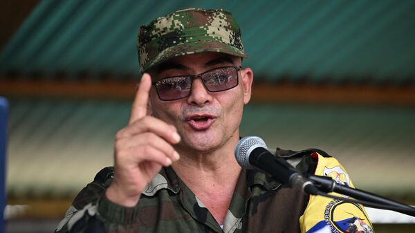 Iván Mordisco, comandante de las disidencias de las FARC en San Vicente del Caguan, departmento de Caquetá, Colombia - Sputnik Mundo