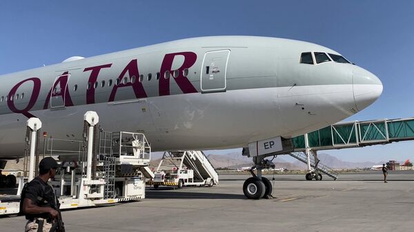 Avión de Qatar Airways - Sputnik Mundo